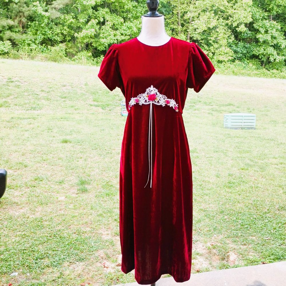 Girl's Red Velvet Dress 16.5 Short Sleeve Maxi Crochet Waist Ribbon Roses. NWT